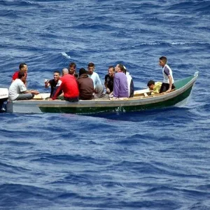 توقيف شبكة مختصة في تنظيم رحلات الهجرة غير الشرعية بتيبازة #الجزائر #الأمن_الوطني