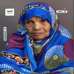 سيدة سعودية بعمر 105 عام تنضم إلى برنامج تعليمي لمحو الأمية في جازان