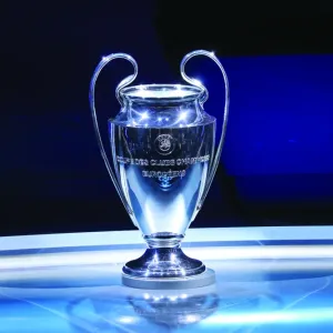 ما هي الفرق المتأهلة إلى نسخة 2025 من دوري أبطال أوروبا؟