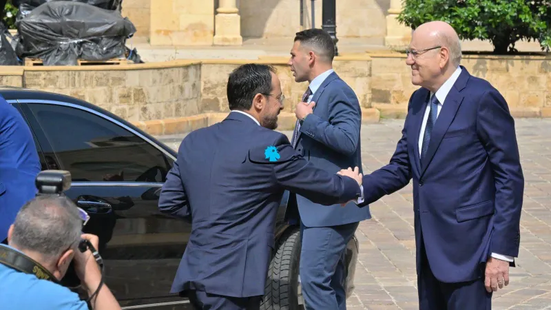 الرئيس القبرصي ورئيسة المفوضية الأوروبية في بيروت لإجراء محادثات حول ملف النازحين السوريين