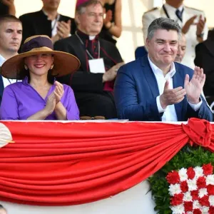 الملك محمد السادس يبارك عيد كرواتيا