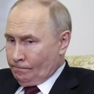 بوتين يستبعد استخدام الأسلحة النووية في غياب تهديد يحدق بروسيا حاليا