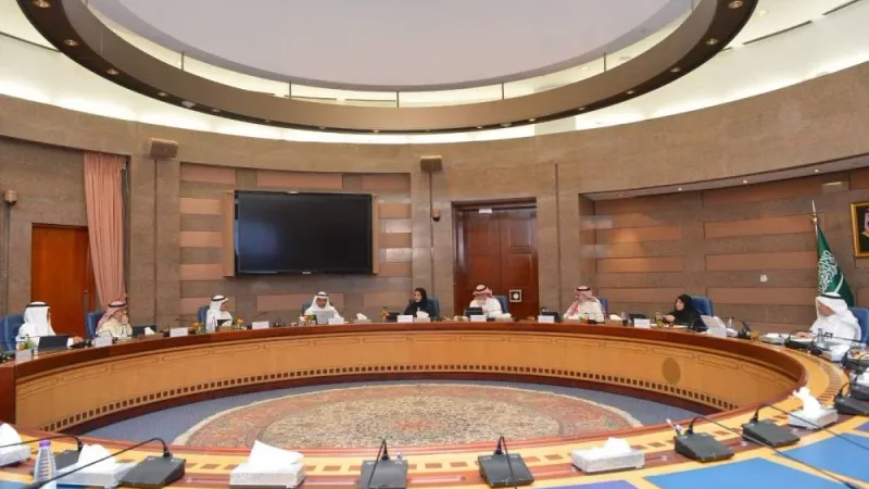 مجلس أمناء جامعة الملك عبدالعزيز يعقد اجتماعه الأول