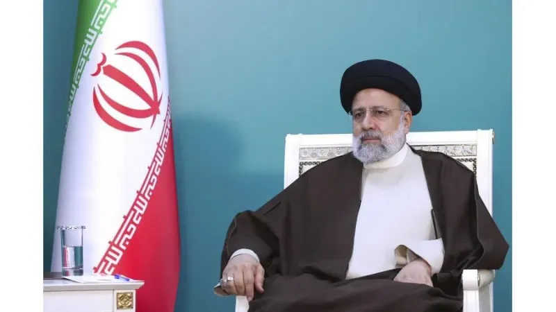 وفاة الرئيس الإيراني ووزير خارجيته بحادثة تحطم مروحيتهم