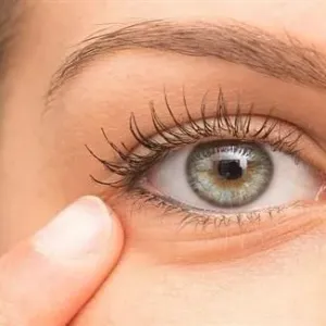 كيف تحافظ على صحة العيون مع التقدم في العمر؟