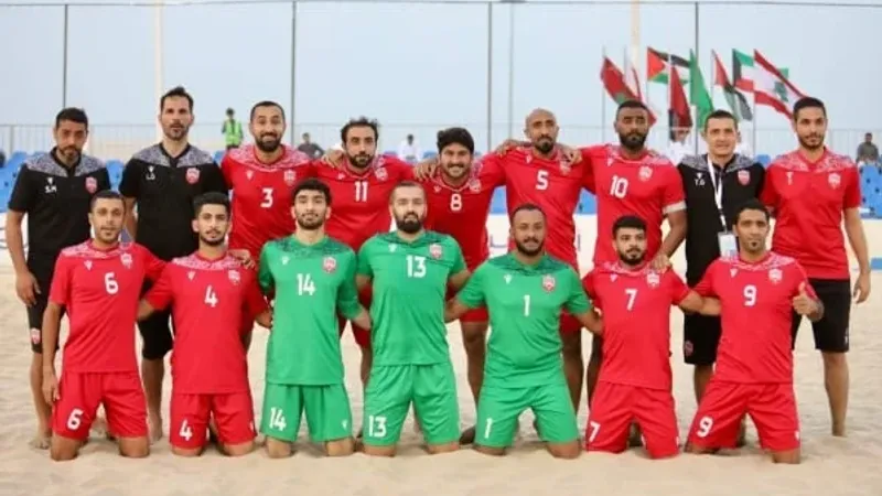 أحمر الشواطىء يتلقى دعوة لملاقاة منتخب ليتوانيا !