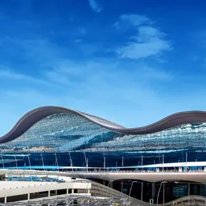 امتيازات لأصحاب الهمم المسافرين عبر مطار زايد
