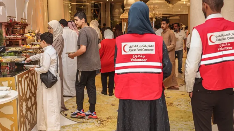 دعاة وخبراء: رمضان فرصة ثمينة لنشر ثقافة العمل التطوعي