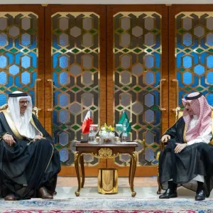 وزير الخارجية ونظيره البحريني يستعرضان العلاقات الوثيقة بين البلدين الشقيقين