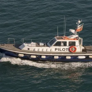 إحالة 9 مصريين للمحاكمة في اليونان لدورهم في حادث غرق سفينة مهاجرين