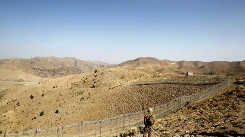 مقتل 5 أشخاص في اشتباكات حدودية بين الجيش الباكستاني و«طالبان» الأفغانية