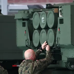 "بيزنس إنسايدر": قدرات ودقة هذه الأسلحة الأمريكية موضع تساؤل بعد استخدامها في معارك أوكرانيا