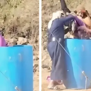 شاهد: كواليس مسلسل يمني كاد أن يتحول إلى كارثة بعد إلقاء طفلة داخل سطل ماء على رأسها!