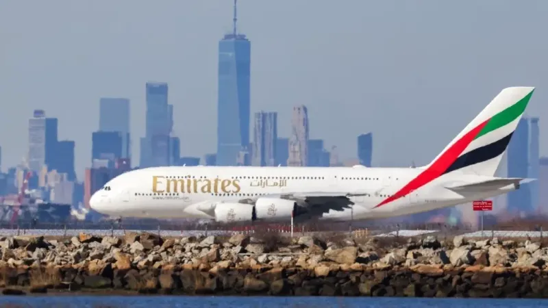 مطارات دبي: عملية استقبال المسافرين ستبدأ غداً صباحاً