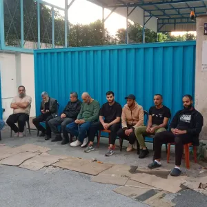 لبنان… اللاجئون الفلسطينيون يواصلون احتجاجاتهم ويغلقون مقرات وكالة "أونروا"