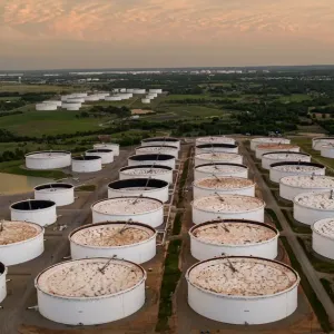 واشنطن تلوّح بإعادة فتح مخزونها من النفط إذا ارتفعت الأسعار