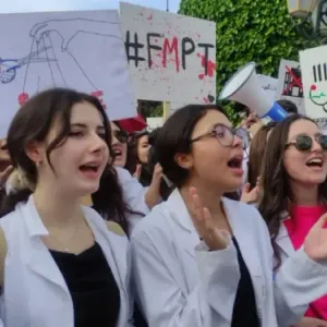 سلطات الرباط تمنع مسيرة لطلبة الطب والصيدلة وترخص لهم بتنظيم وقفة احتجاجية