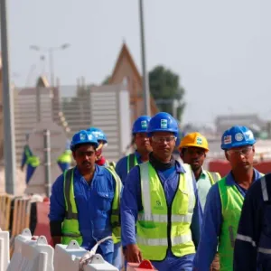 شركات تُغرق العراق بالعمالة الأجنبية غير المرخصة والبوابة "كردستان"- عاجل