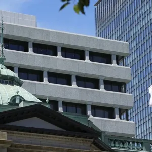 محافظ بنك اليابان: سنتحرك بحذر في تحقيق مستهدف التضخم