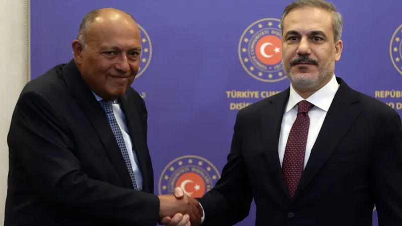 مصر وتركيا تحذران من توسّع رقعة الصراع الإقليمي