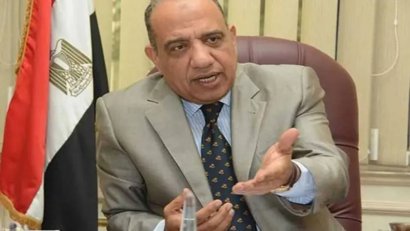 وزير: "مصر للألومنيوم" تساهم بمنتجاتها في صناعة العبوات الدوائية وأسلاك الكهرباء