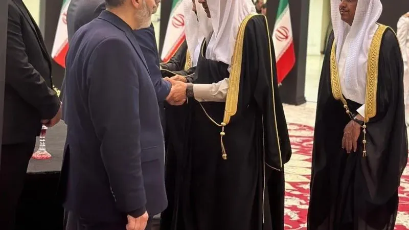 الحضور العربي في جنازة الرئيس الإيراني.. هل مجاملة دبلوماسية أم إشارة إلى تغيير مرتقب؟