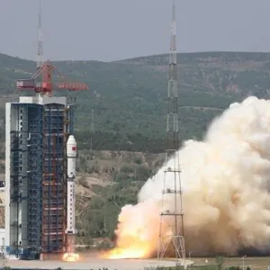 الصين ترسل 4 أقمار اصطناعية إلى الفضاء (صور)