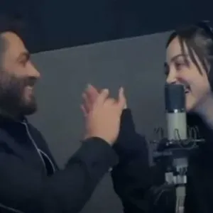 كواليس تدريب تامر حسني لـ بسمة بوسيل خلال تسجيل أغنيتها «البدايات» (فيديو)