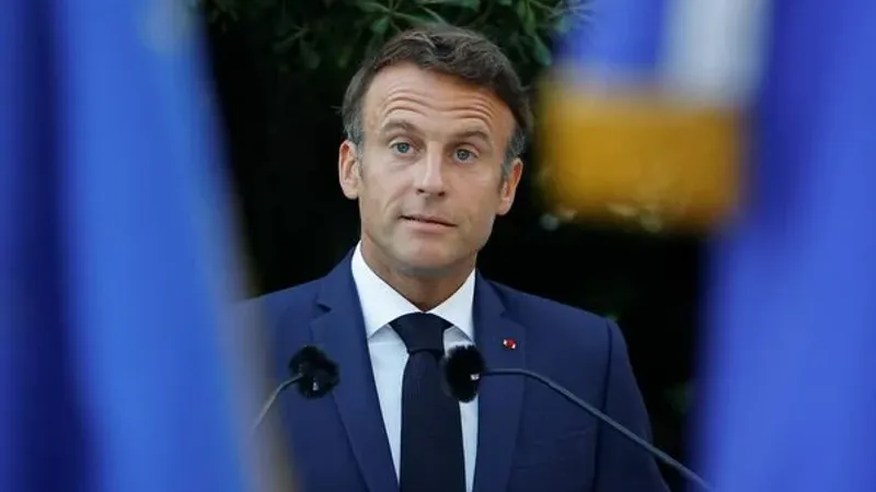 ماكرون: فرنسا مستعدة للمساهمة في الدفاع عن الأراضي الأوروبية