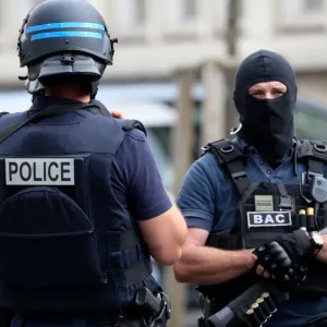 فرنسا تشدد الإجراءات الأمنية في ملعب سان جيرمان و السبب ؟