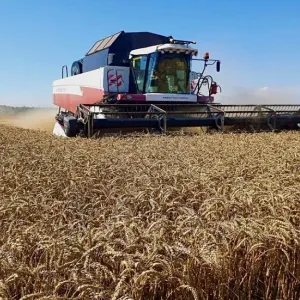 روسيا تطور تقنيات جديدة للتحكم بالآلات الزراعية ذاتية القيادة