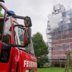 حريق هائل في مبنى تاريخي غرب ألمانيا