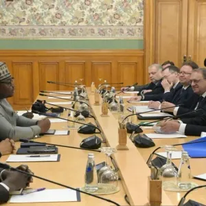 سيراليون تعلن عزمها على تعزيز علاقاتها مع روسيا في مختلف المجالات