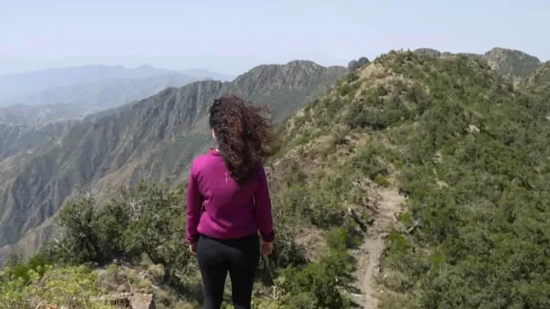 متسلقة جبال نيبالية تحطّم الرقم القياسي لأسرع صعود تقوم به امرأة على قمة إيفرست