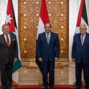 قمة أردنية مصرية فلسطينية بالعقبة