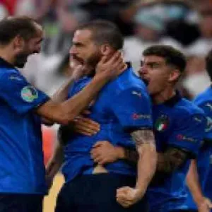 إيطاليا تعاقب ألبانيا على هدفها التاريخي وتعود بفوز أول