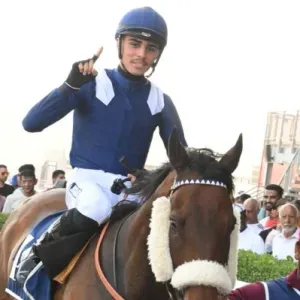 حسين أصغر اول فارس بحريني متمرن يشارك في سباق فرنسا الدولي للفرسان المتمرنين